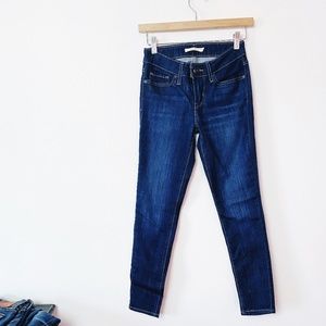 Levi's | 711 Skinny Jean 25